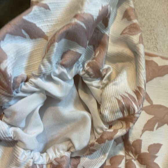 Ted Baker London Riverr Wide Neck Cropped Puff Sleeves Top.Size 6 =XXL - Picture 11 of 16